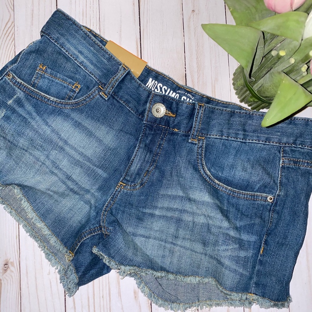 💙 Mossimo Shorts - Size 11 💙